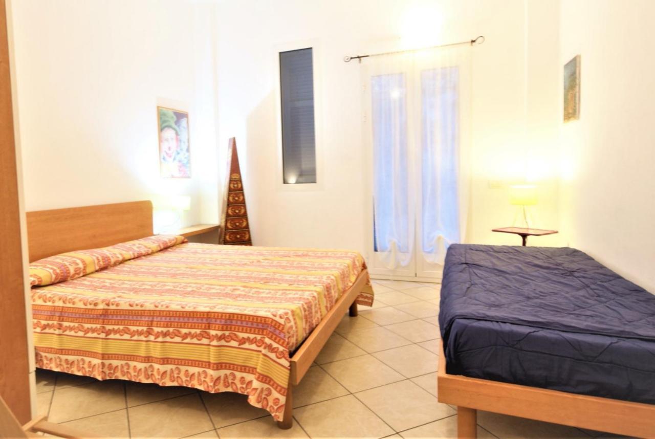 Da Simona Appartamenti Imperia Buitenkant foto